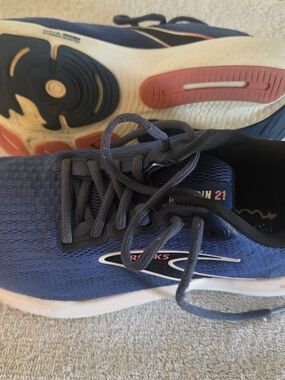 Brooks Glycerin 21 Women's Size 9 Running Shoes Blue Pink Max Cushion